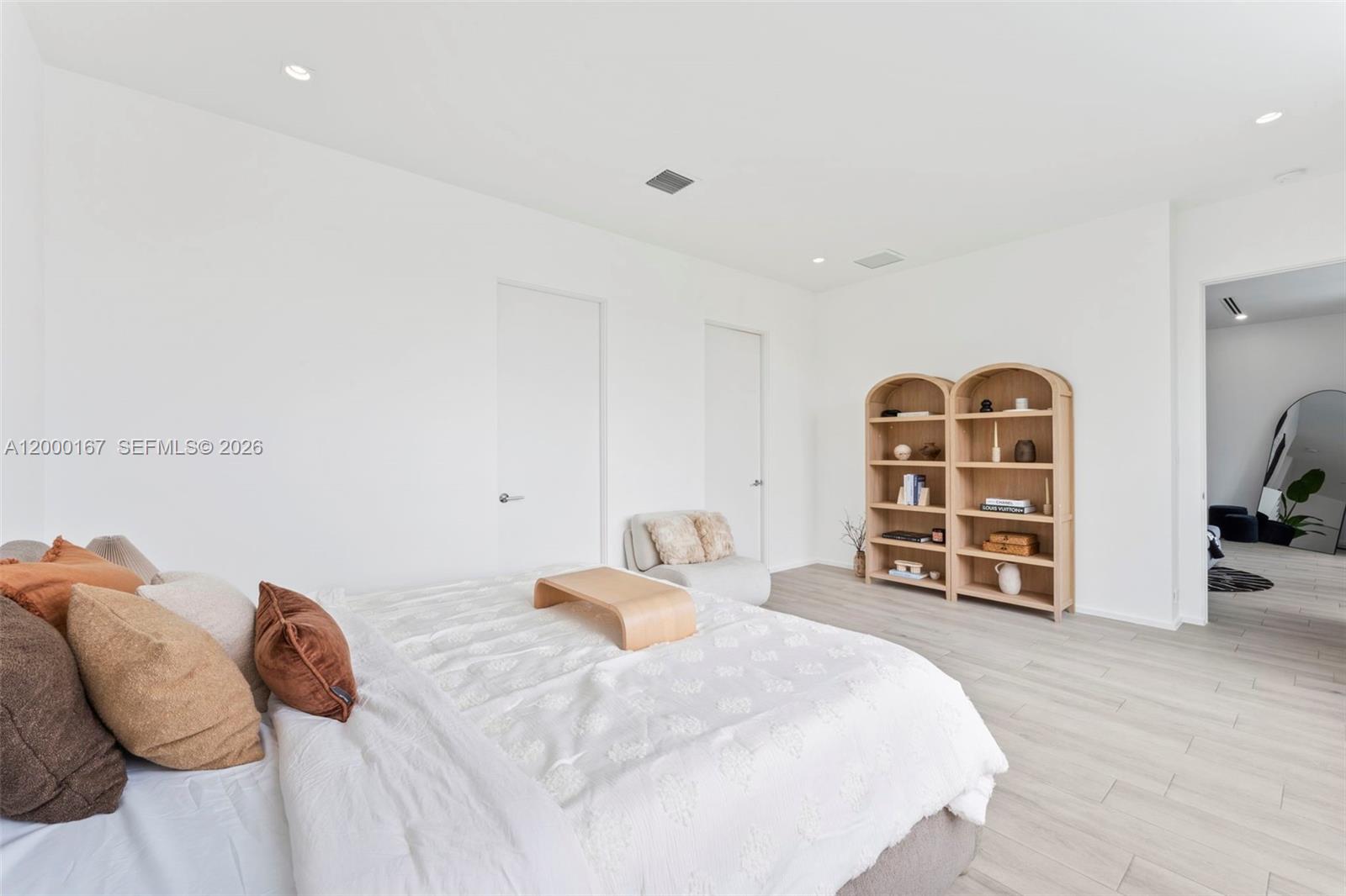 SILVER SHORES-SUB TRACT - Residential