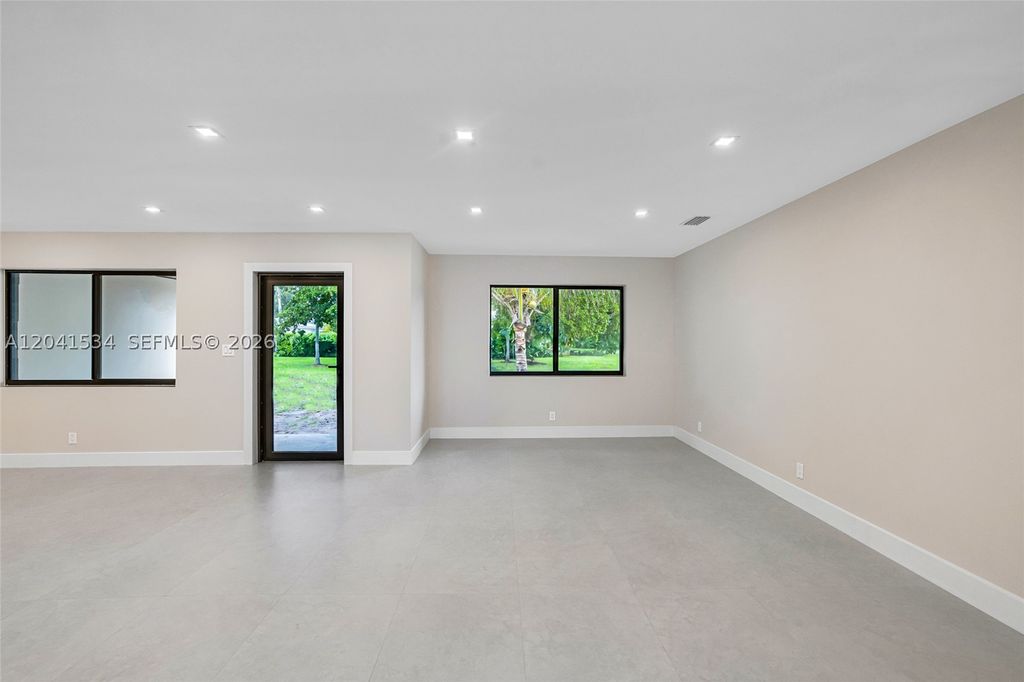 Photo of 5718 NE 15th Ave, Fort Lauderdale, FL 33334 (MLS # A12041534)