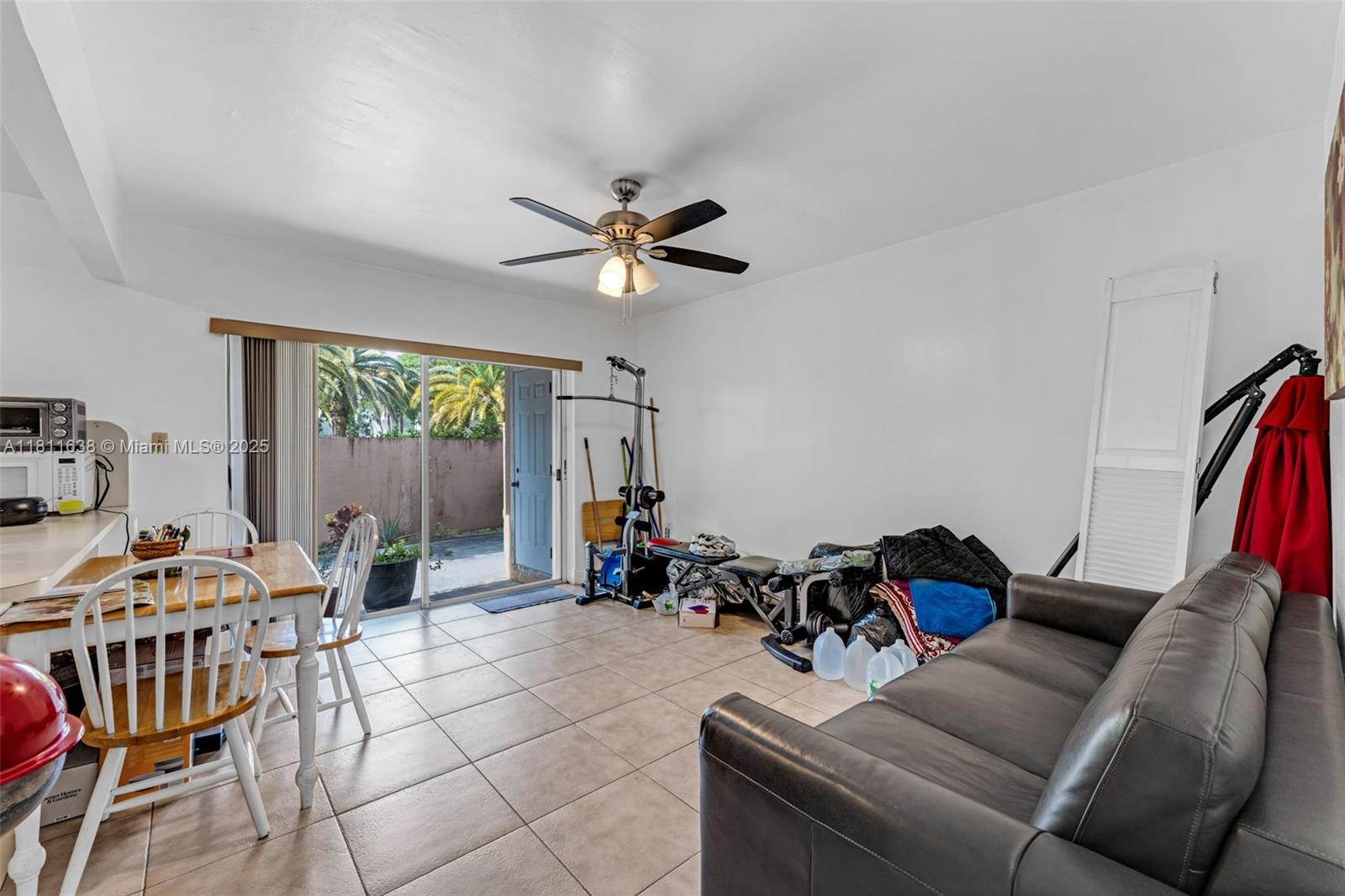 CHATEAUBLEAU AT HAMMOCKS - Residential