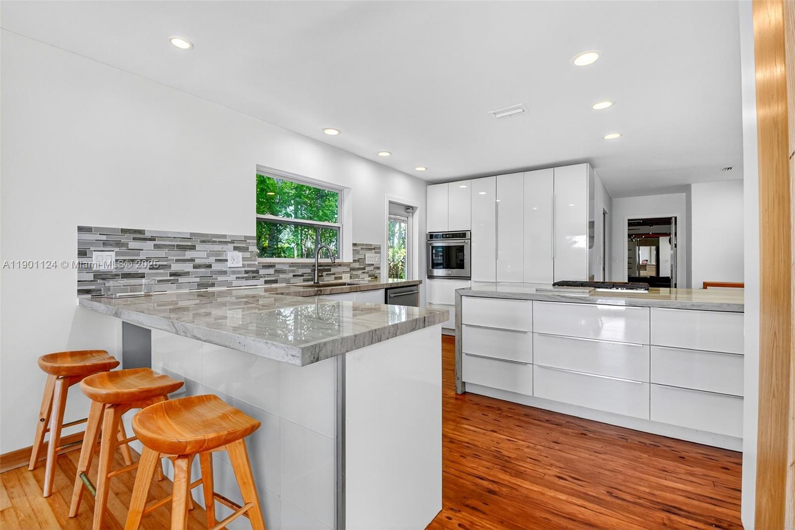 NORTH SHORE TERRACE 1 - Residential Lease