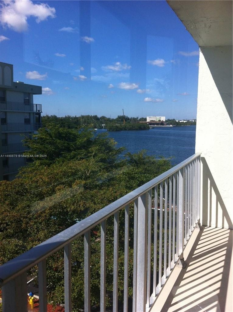 Reef East Condo - Residential Lease