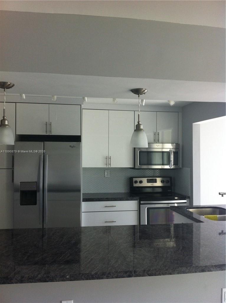 Reef East Condo - Residential Lease
