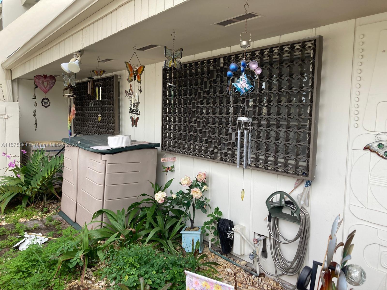 8124 SW 81st Ter
