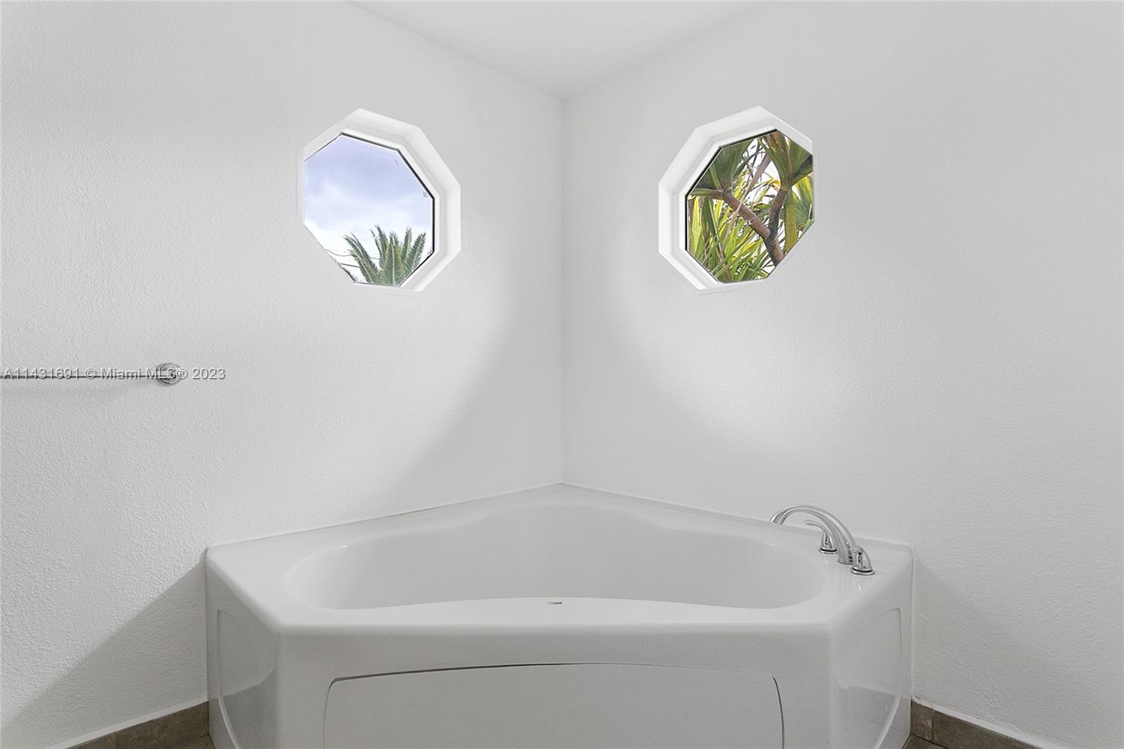 FLORIDA FRUIT LAND COMPAN - Residential