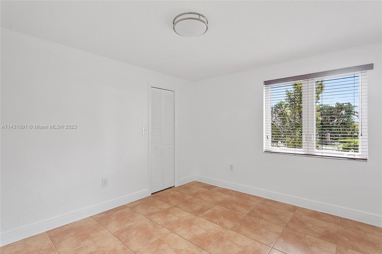 FLORIDA FRUIT LAND COMPAN - Residential