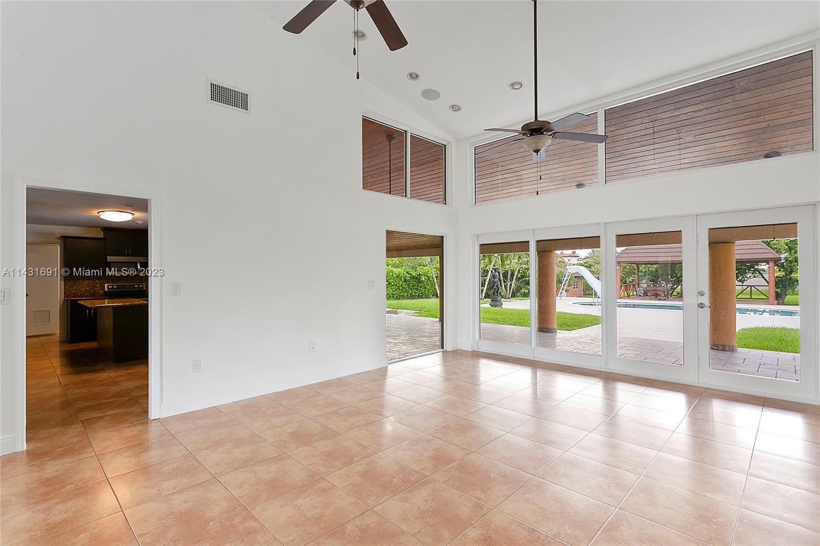 FLORIDA FRUIT LAND COMPAN - Residential