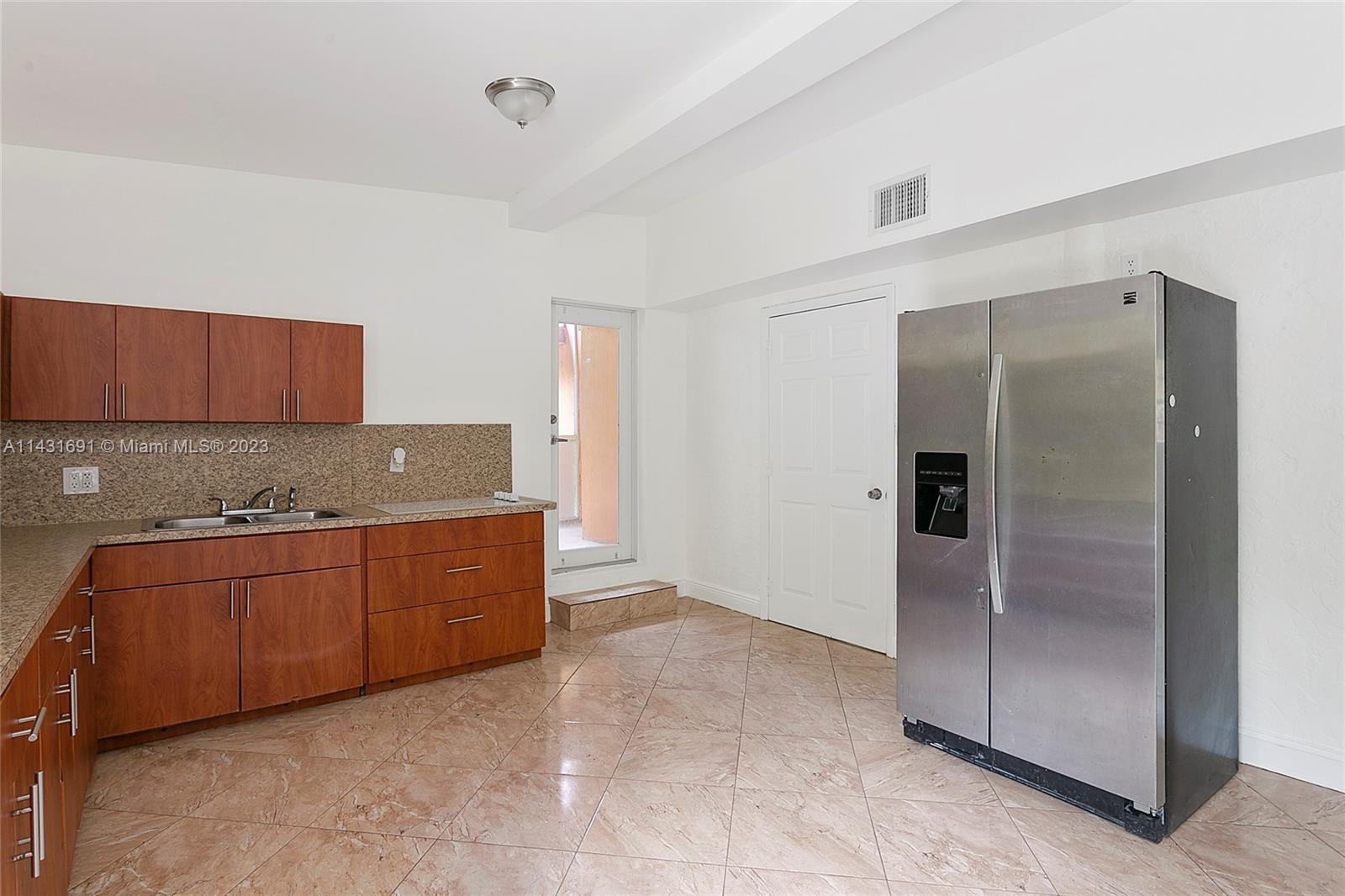 FLORIDA FRUIT LAND COMPAN - Residential