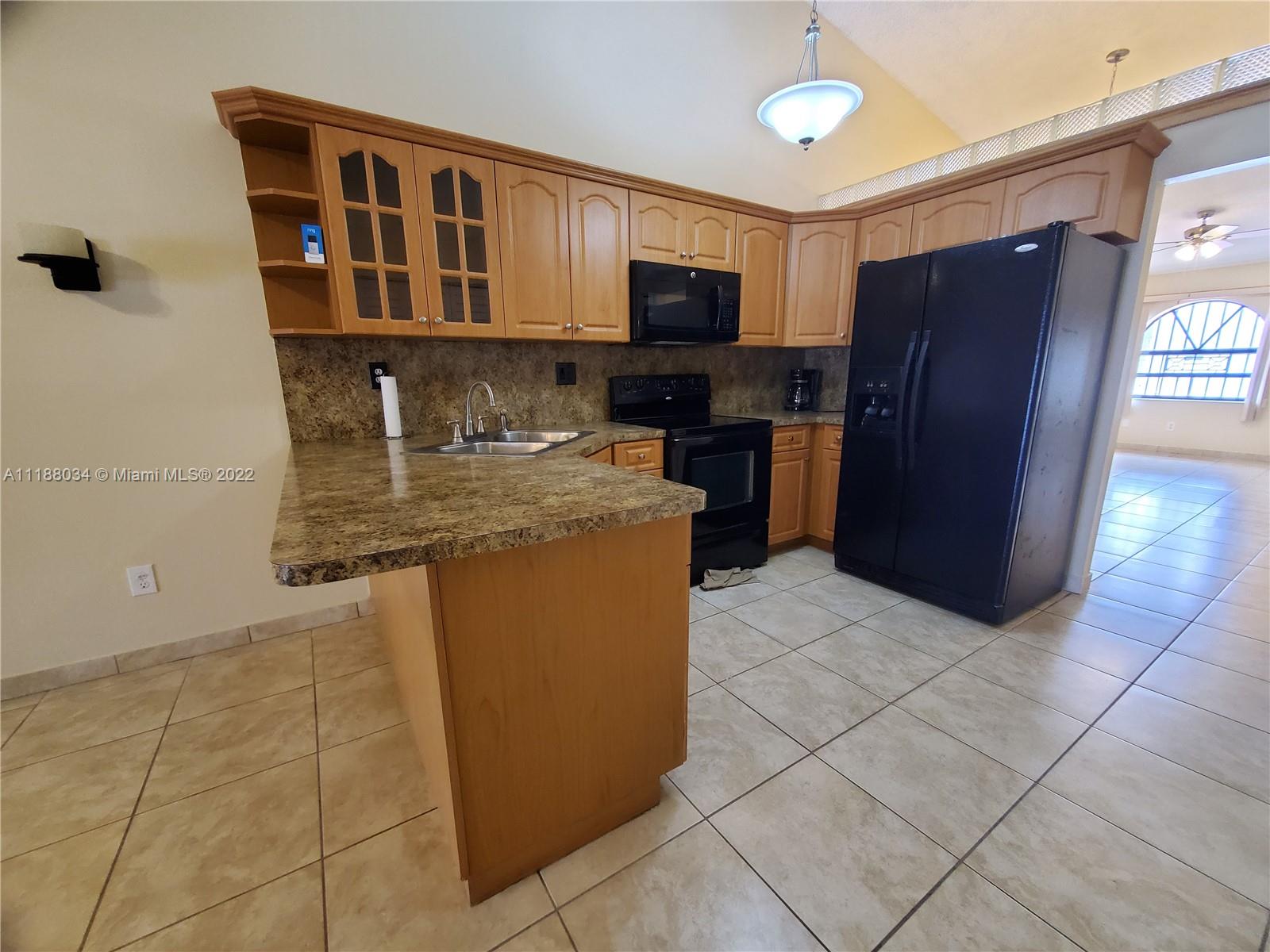 ALAMEDA BY THE LAKE - Residential