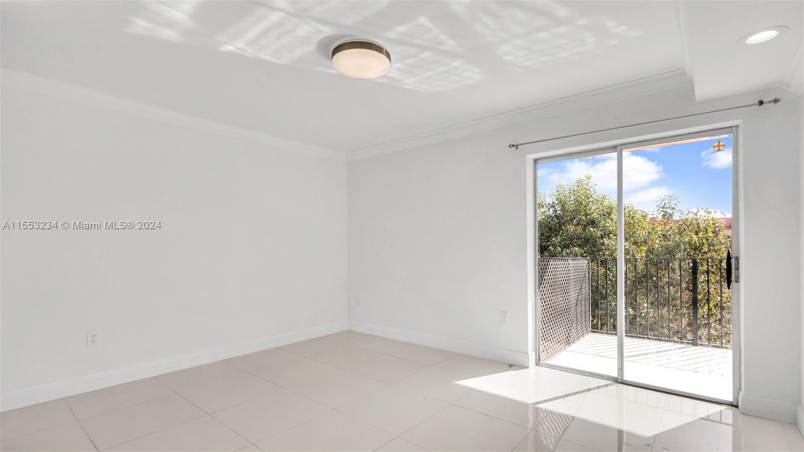 PALM-WEST GARDENS CONDO - Residential Lease