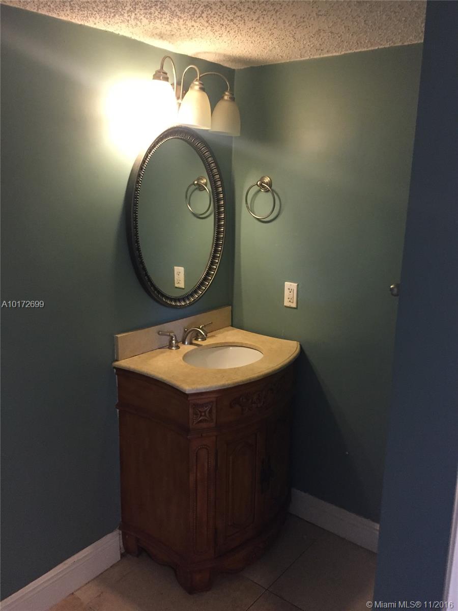 Lexington On The Green - Residential Lease