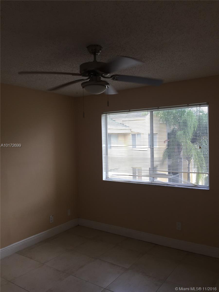 Lexington On The Green - Residential Lease