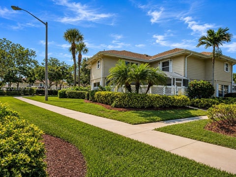 Photo of 6403 Dryden Ct, Boynton Beach, FL 33436 (MLS # A12038903)