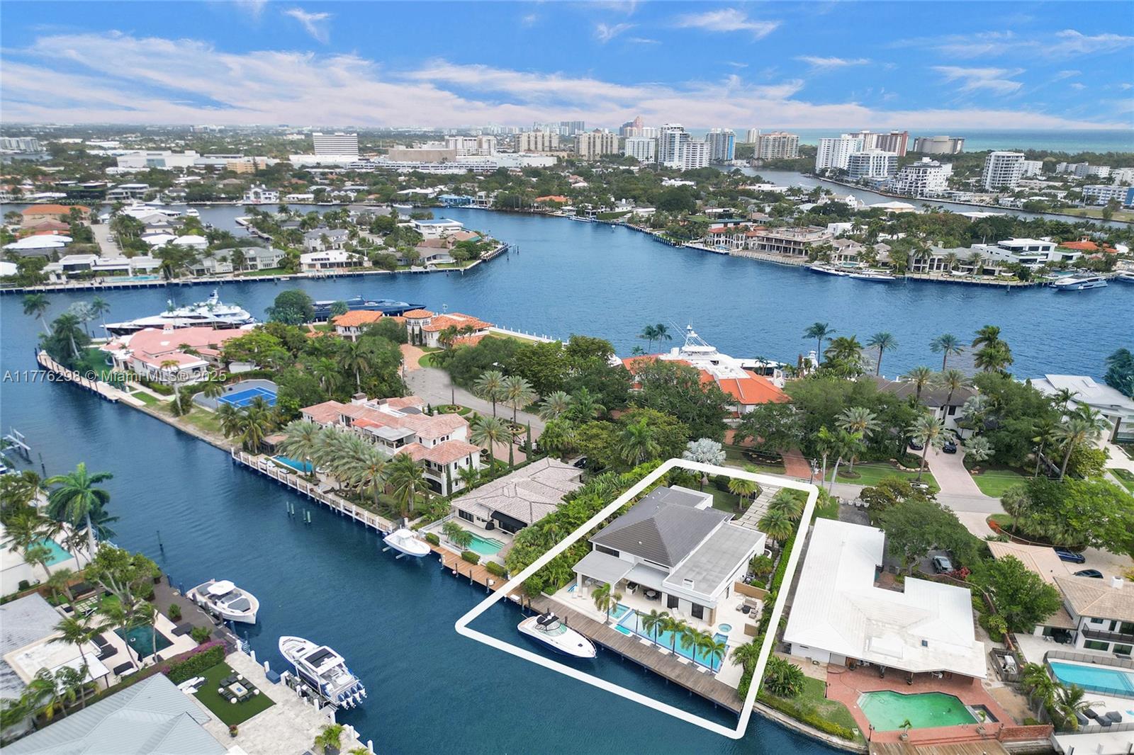 LAUDERDALE ISLES RE-AMEND - Residential