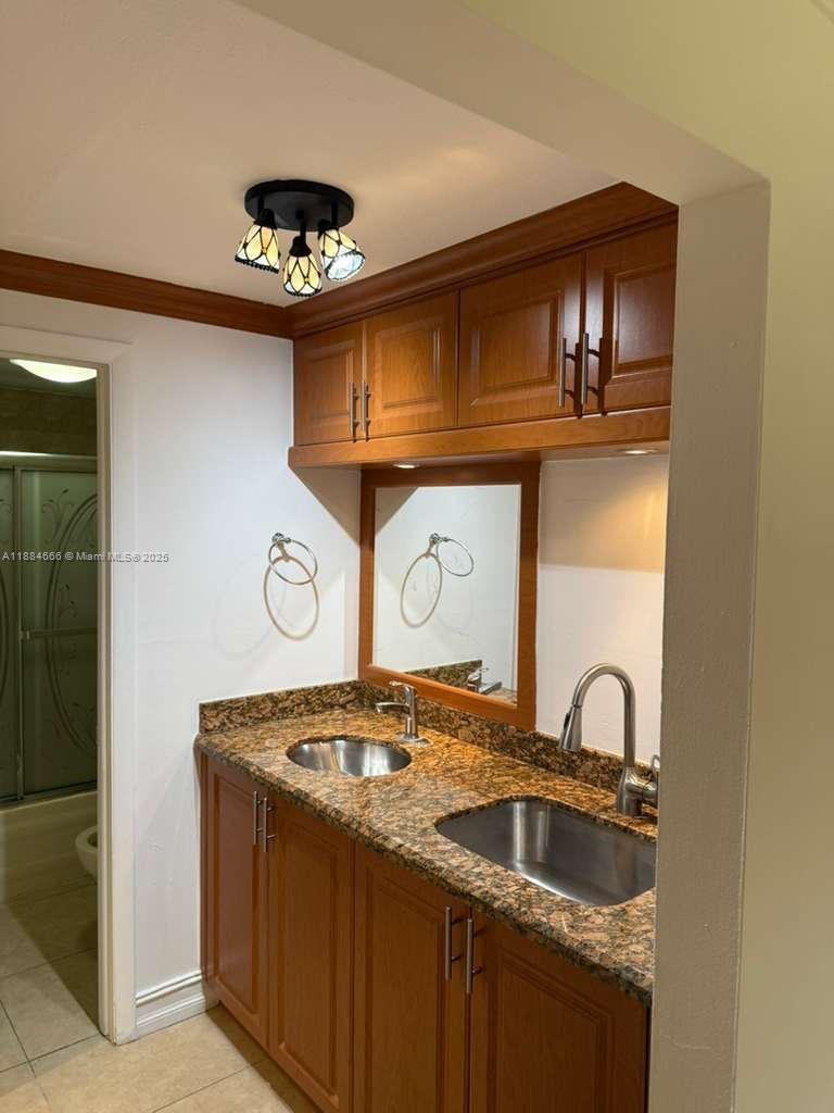 CORAL GATE WEST CONDO - Residential Lease