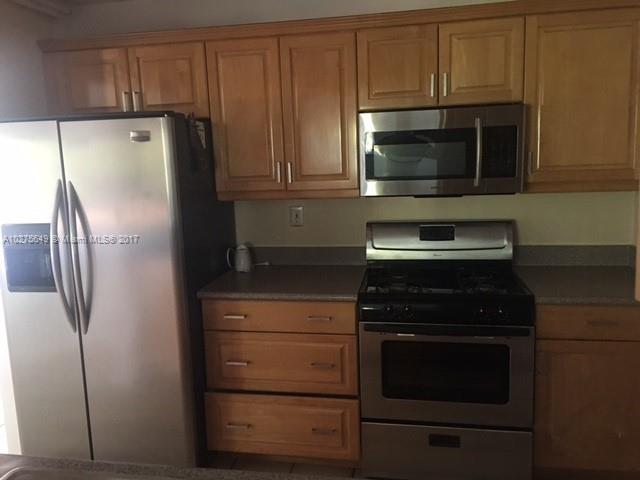 KENDALE LAKES SECTION FOU - Residential Lease