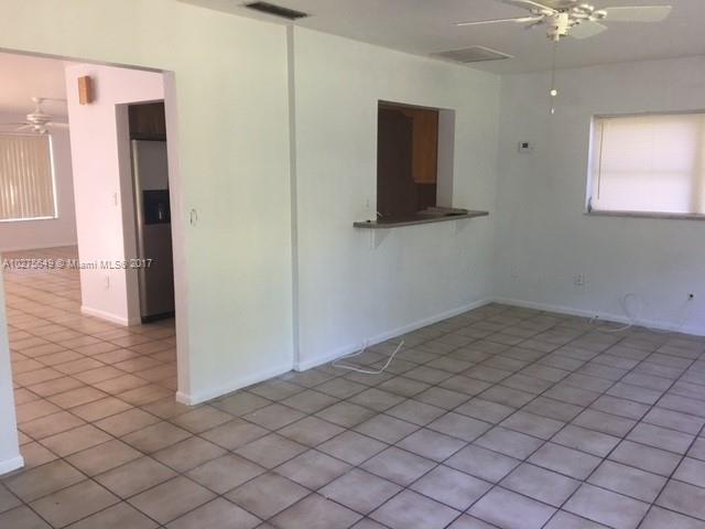 KENDALE LAKES SECTION FOU - Residential Lease