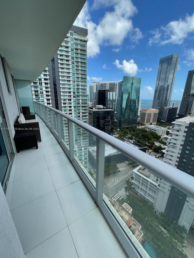 1100 MILLECENTO RESIDENCE - Residential