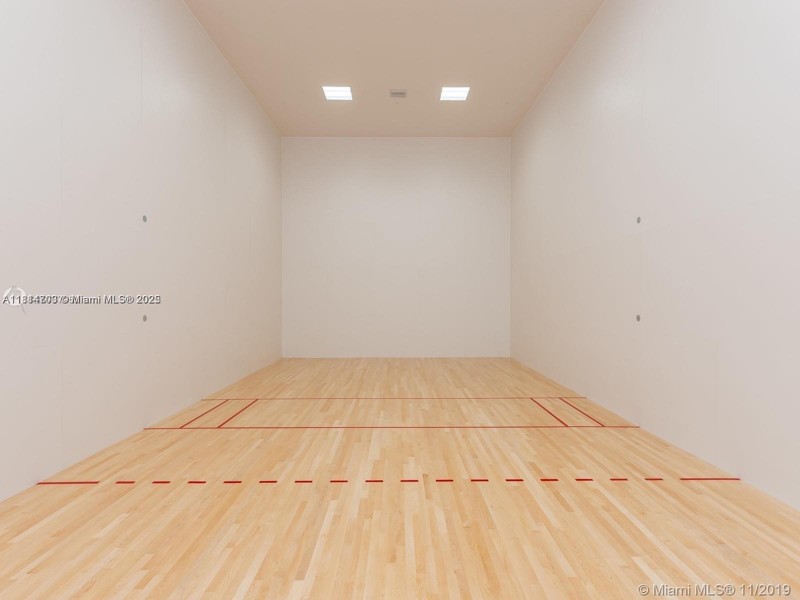 Hyde Beach House - Residential