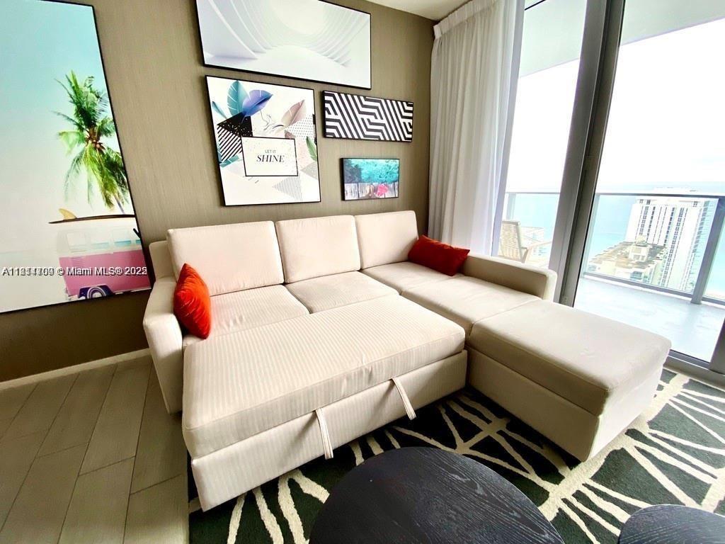 Hyde Beach House - Residential