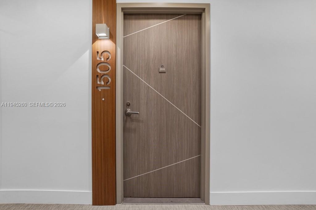 THE CRIMSON CONDO - Residential