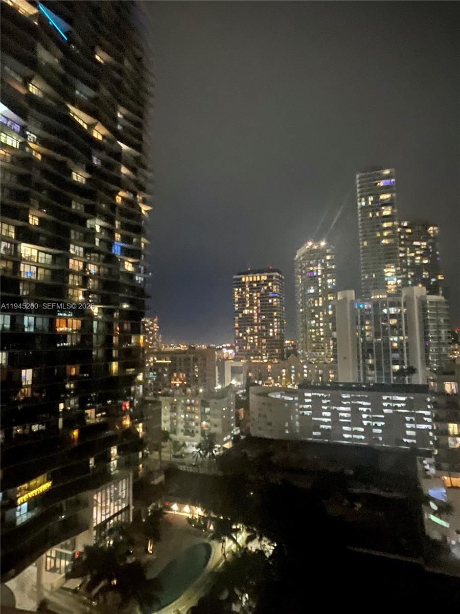 THE CRIMSON CONDO - Residential