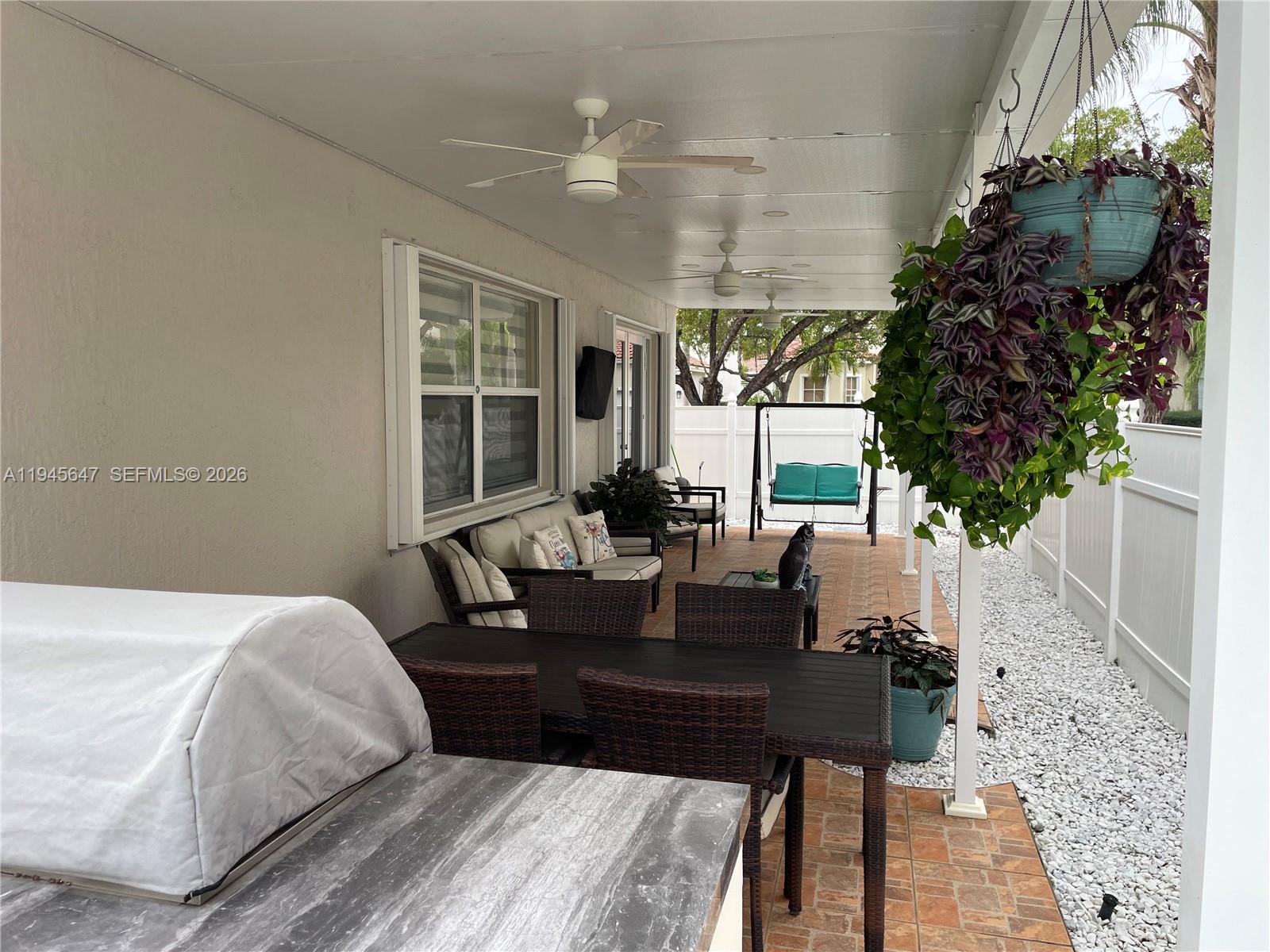 PORTOFINO OAKS - Residential