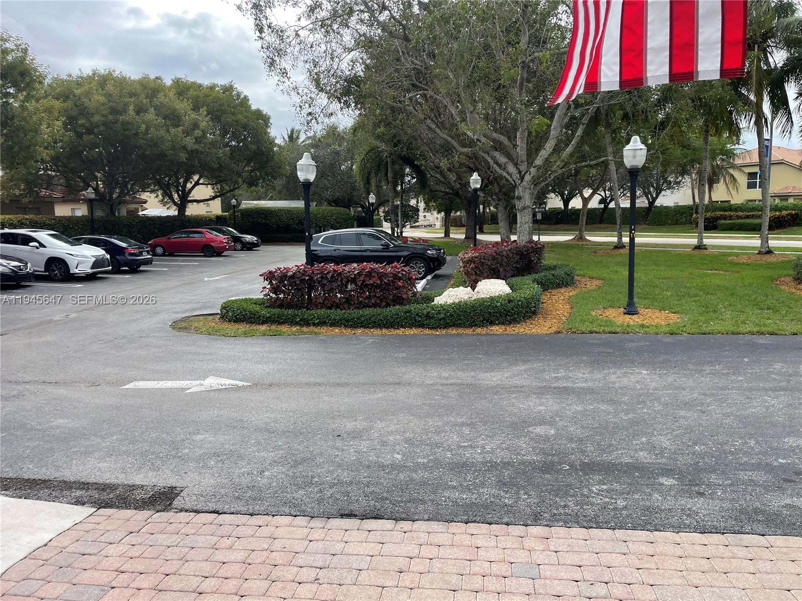 PORTOFINO OAKS - Residential