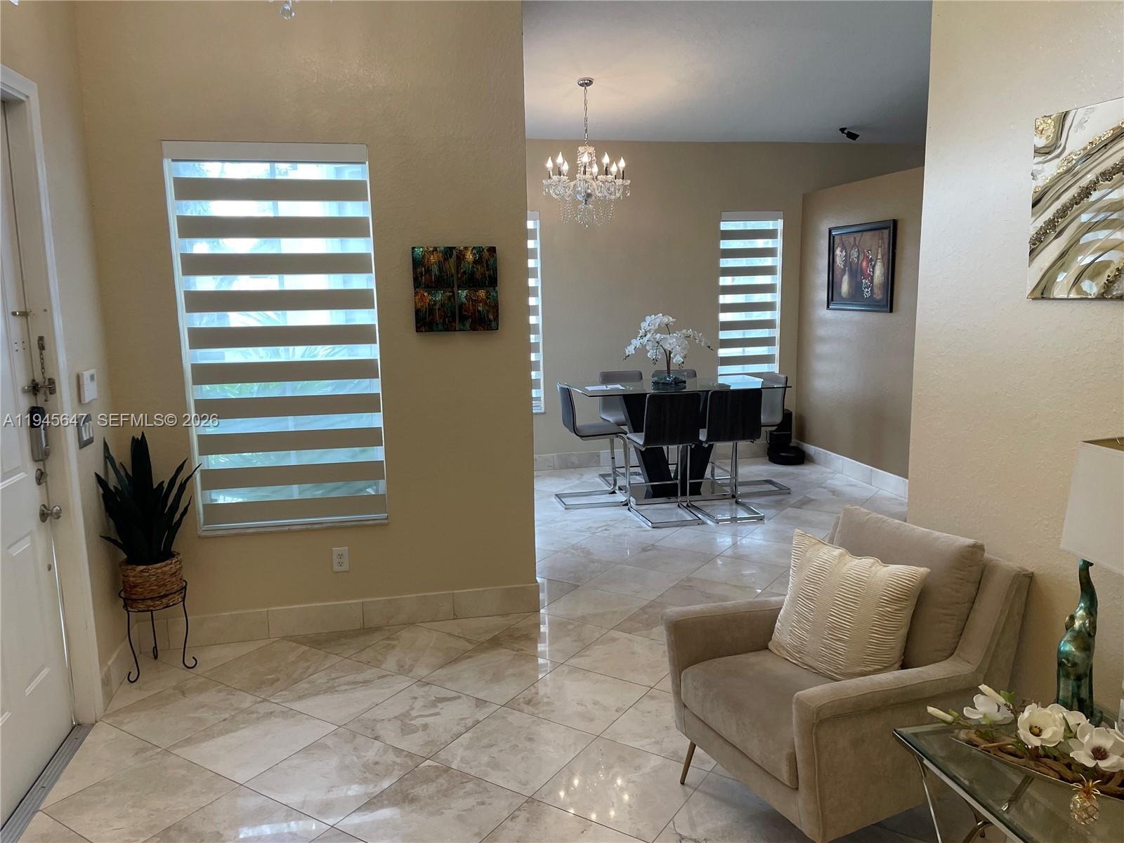 PORTOFINO OAKS - Residential