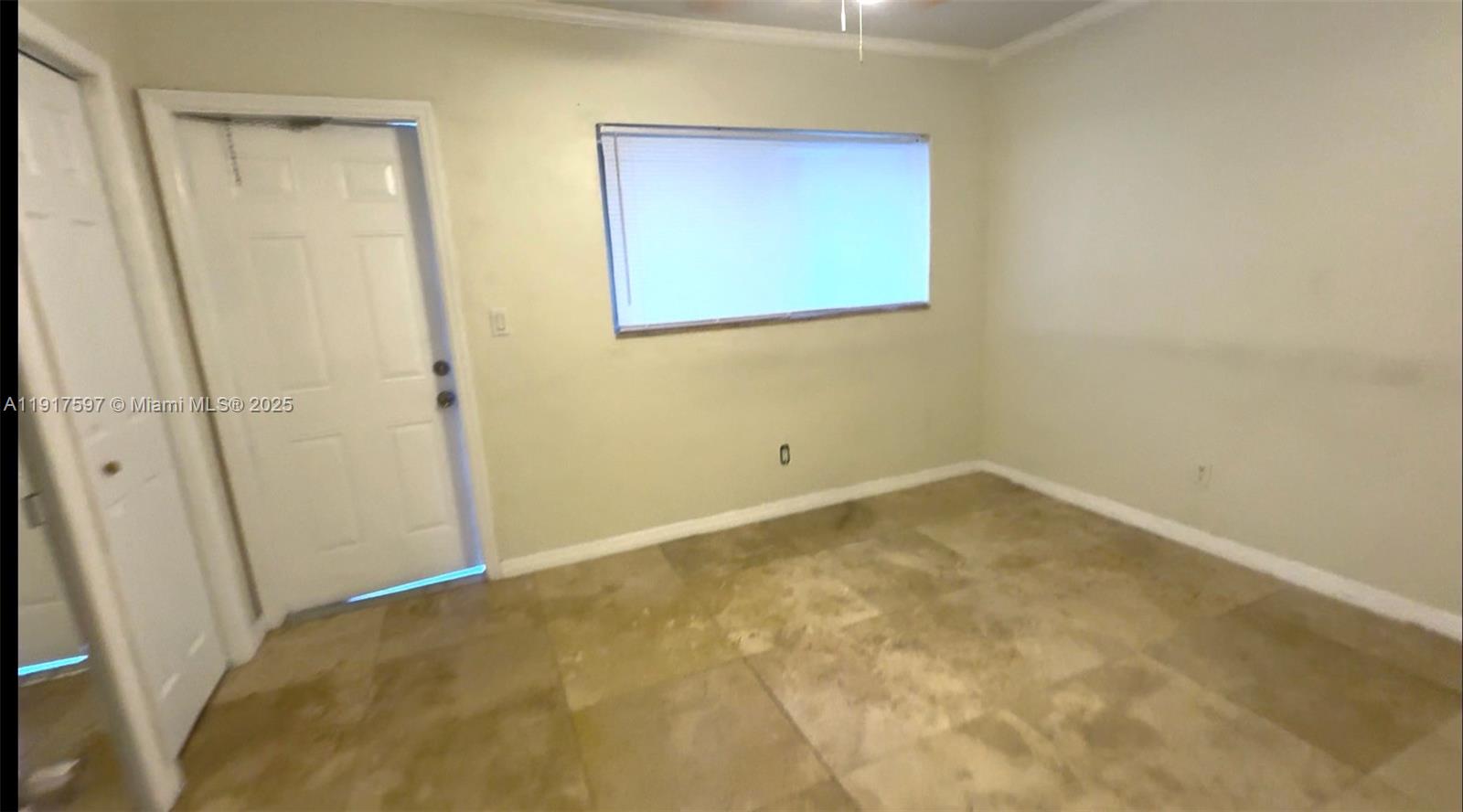 LUCAYA CONDO - Residential Lease