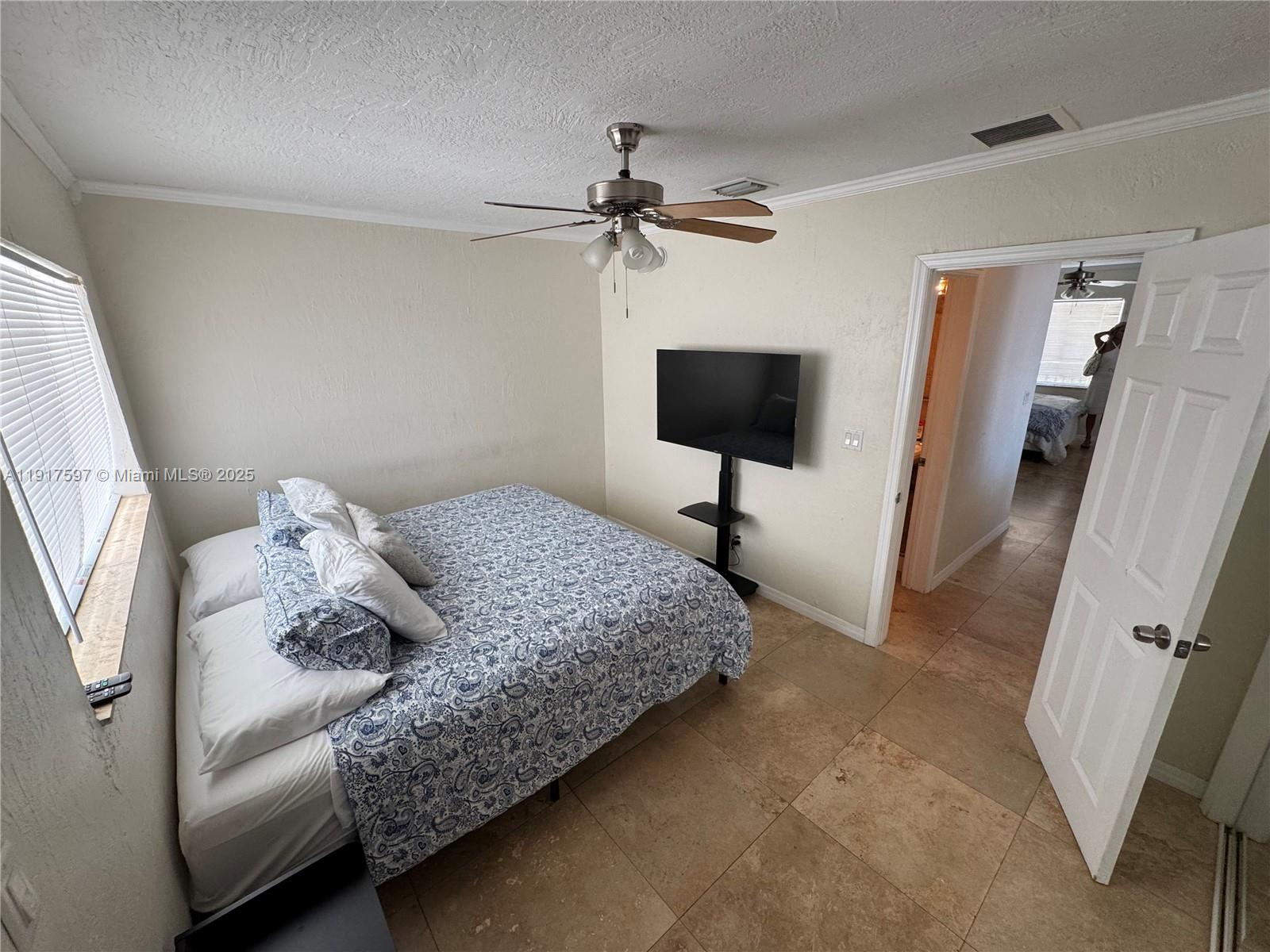 LUCAYA CONDO - Residential Lease