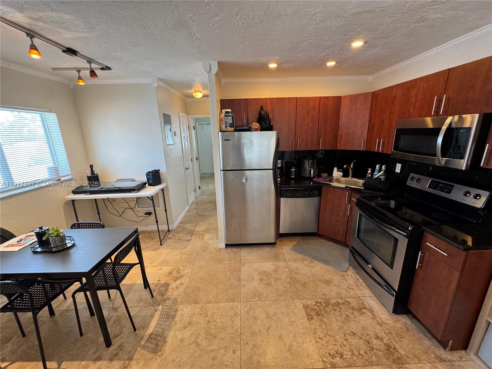 LUCAYA CONDO - Residential Lease