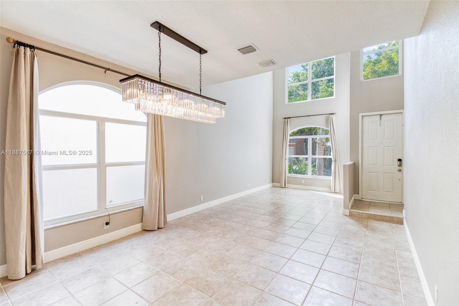 MAPLE RIDGE - Residential Lease