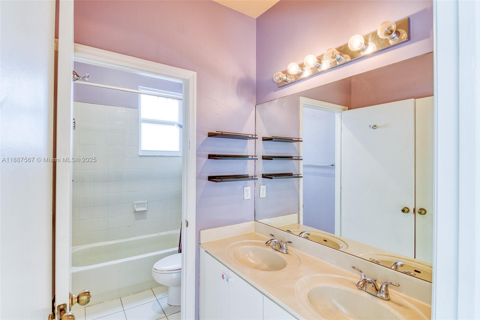 MAPLE RIDGE - Residential Lease