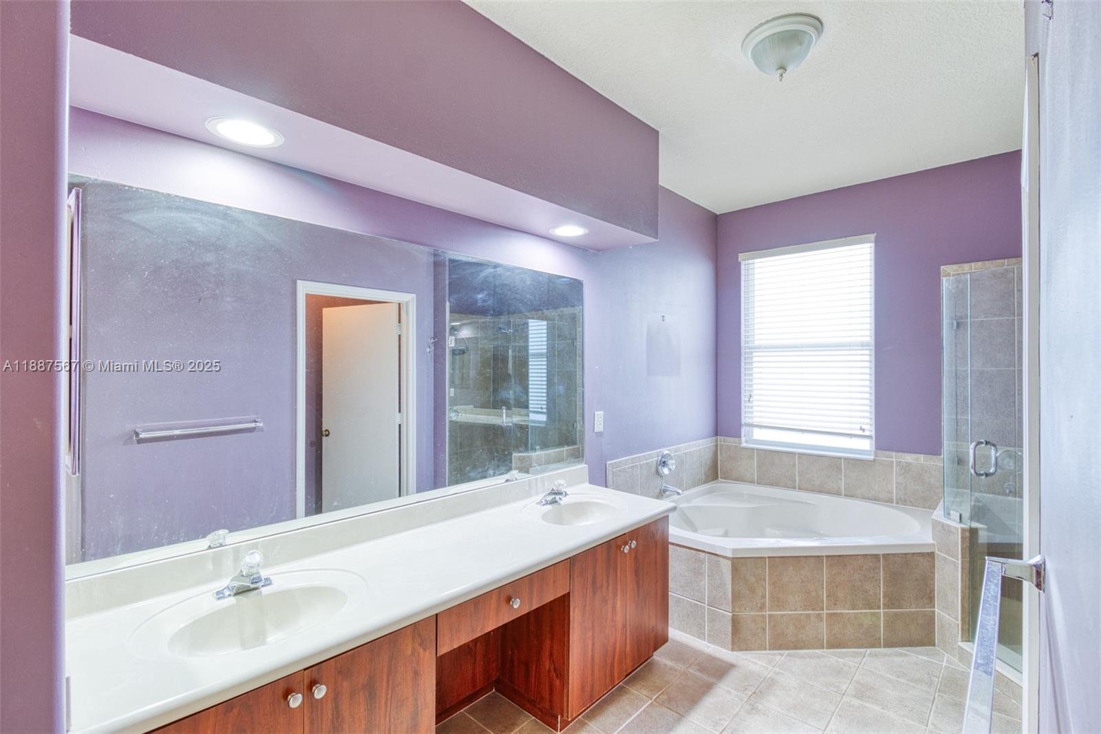 MAPLE RIDGE - Residential Lease