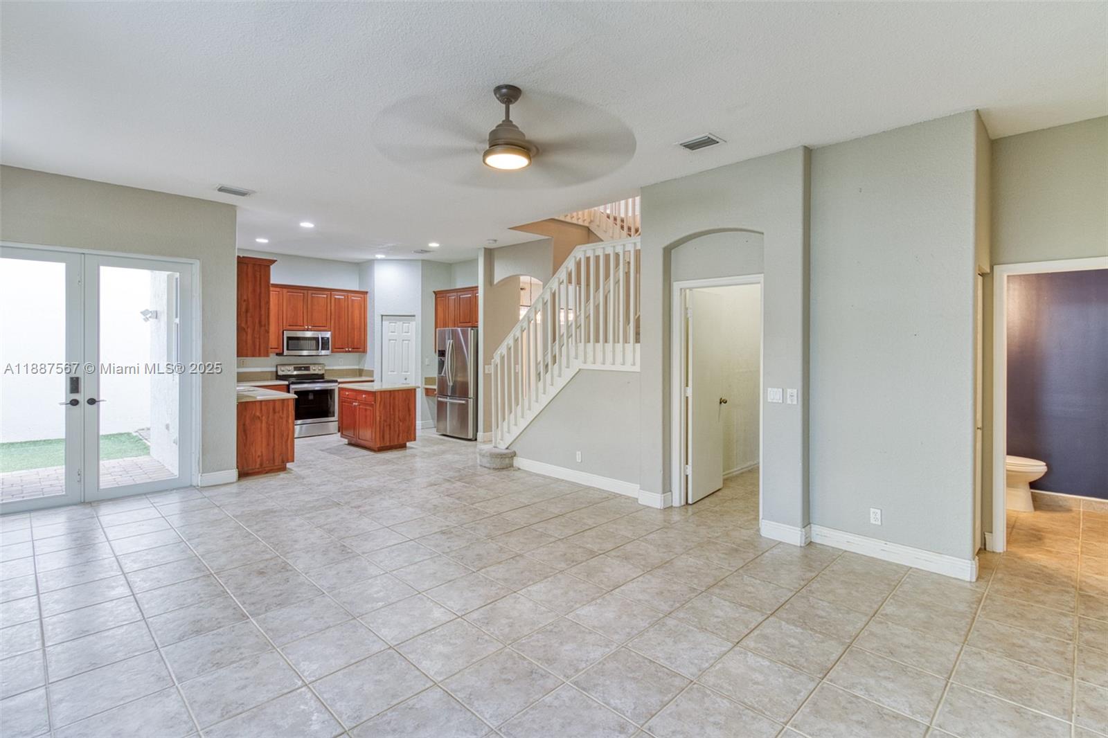 MAPLE RIDGE - Residential Lease
