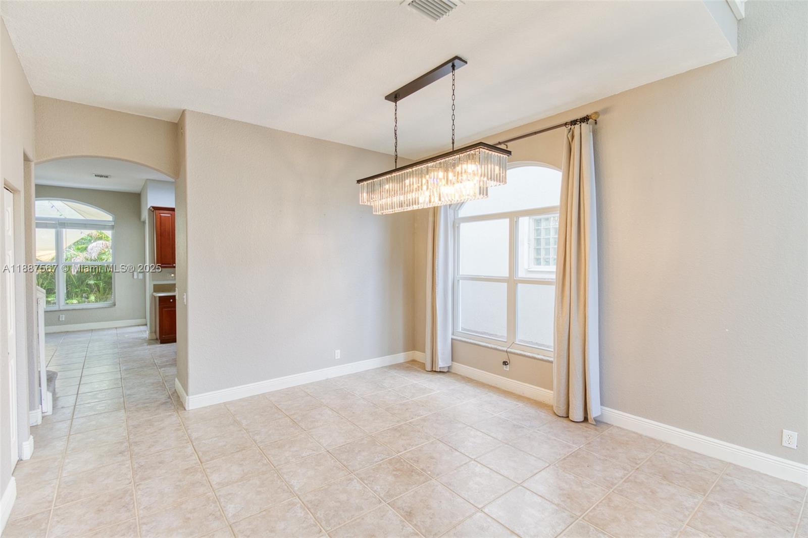 MAPLE RIDGE - Residential Lease