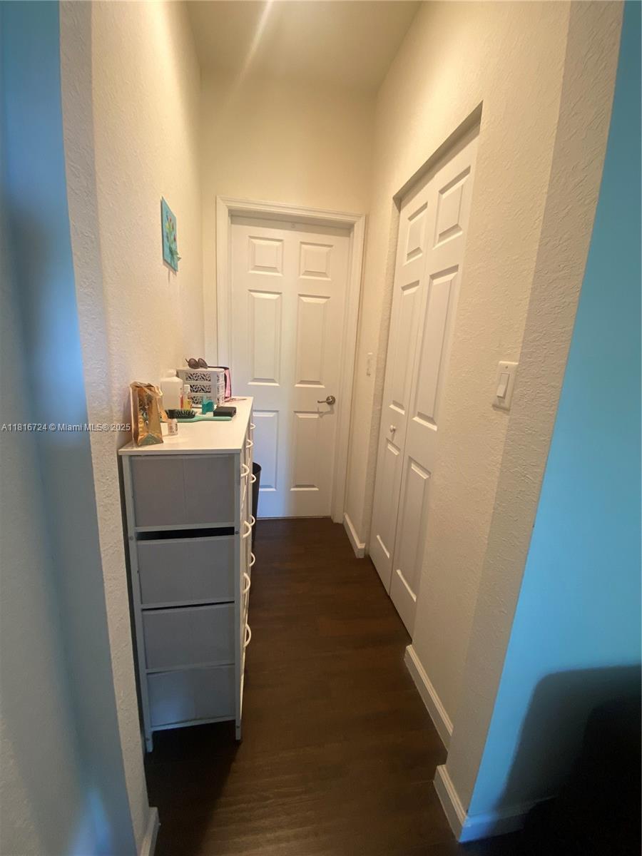 ST MORITZ AT DORAL CONDO - Residential