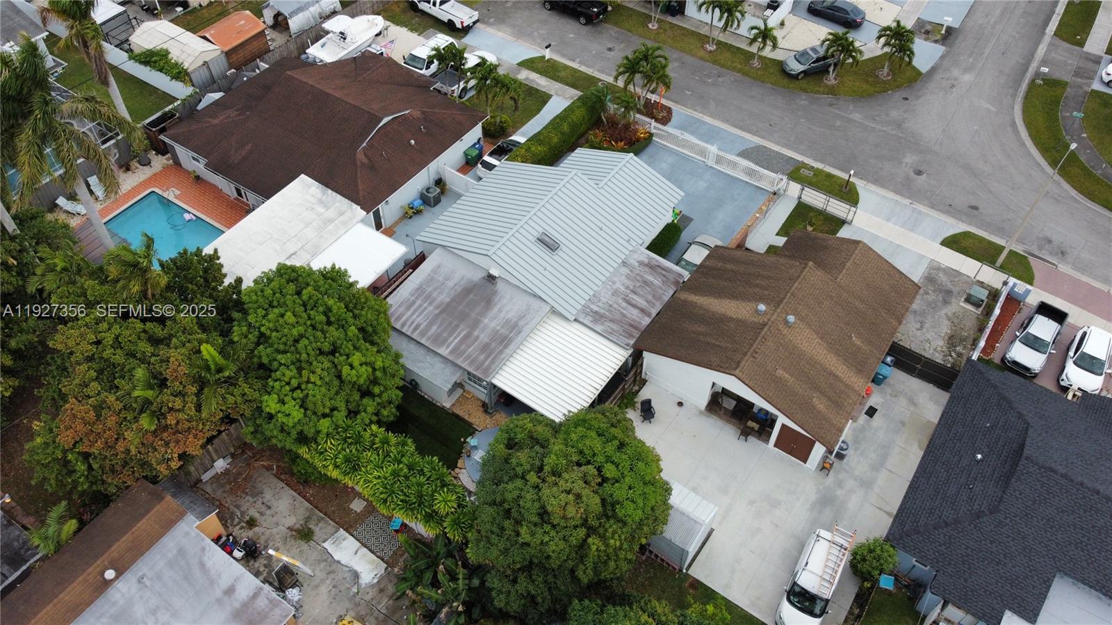 LIME GROVE ESTATES SEC 3 - Residential