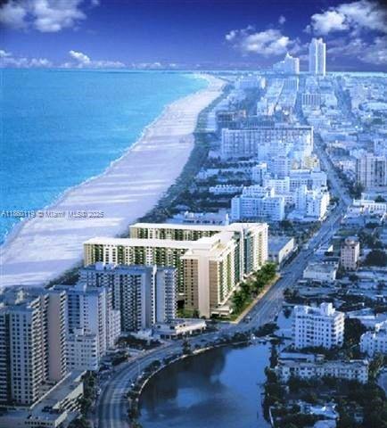 RONEY PALACE CONDO - Residential Lease