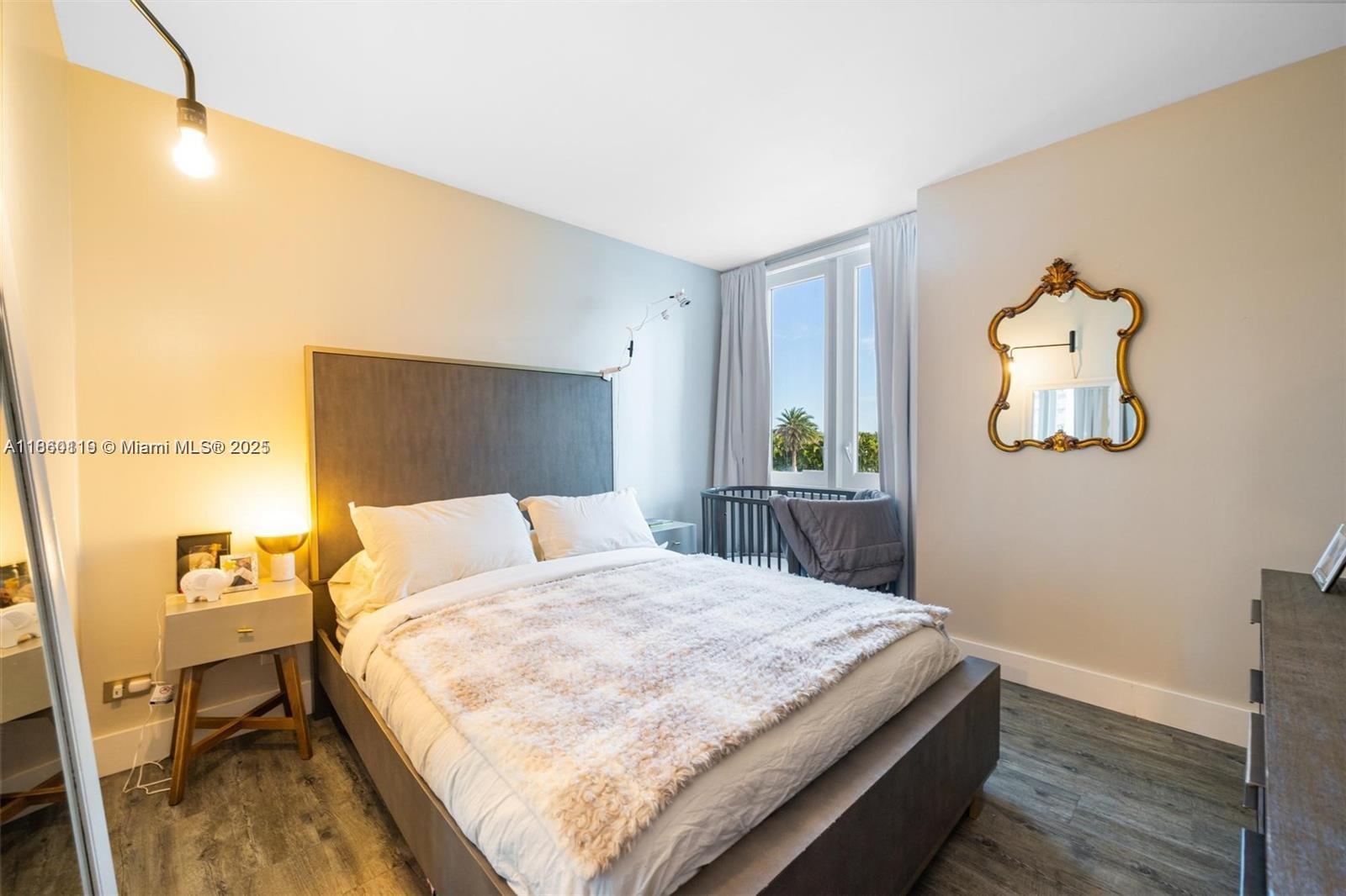 RONEY PALACE CONDO - Residential Lease