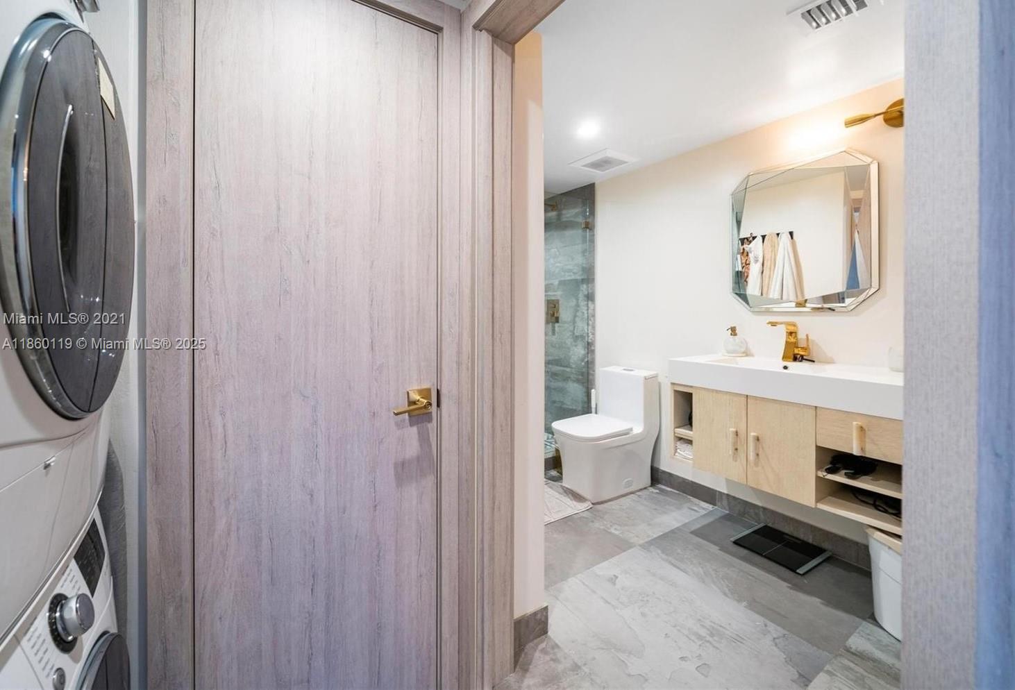 RONEY PALACE CONDO - Residential Lease