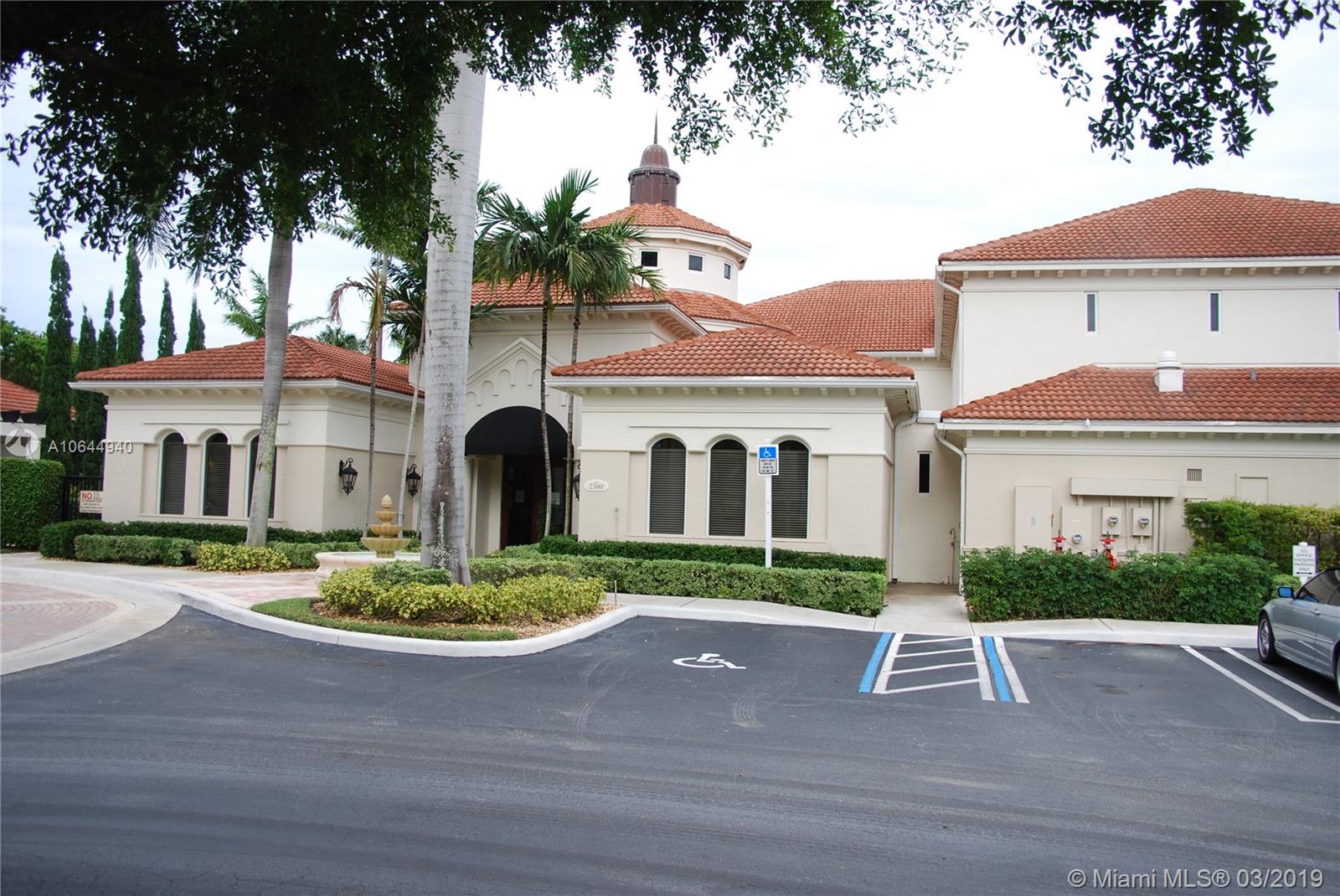 TUSCANY ON THE INTRACOAST - Residential