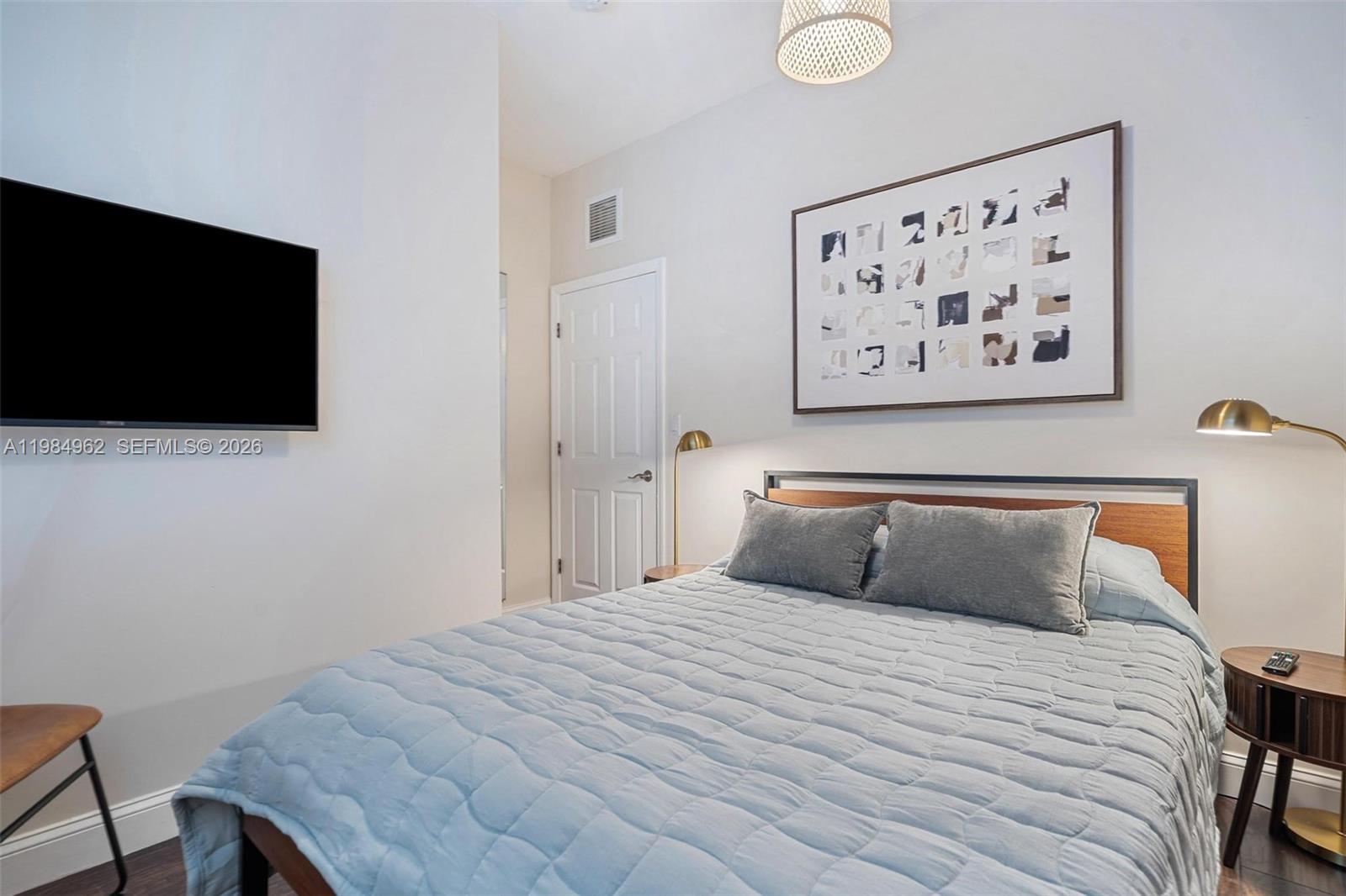 STUARTS SUB - Residential Lease