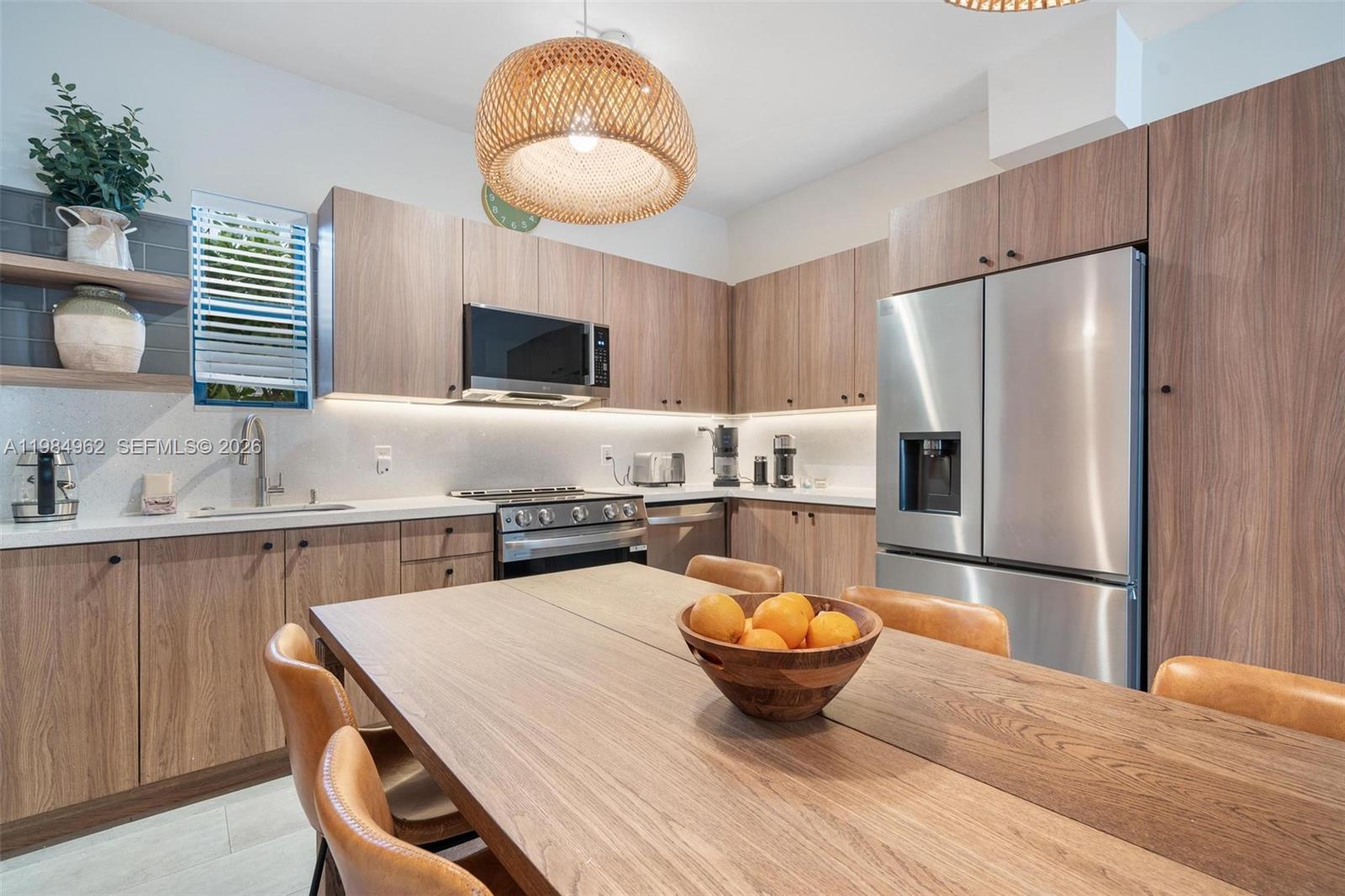 STUARTS SUB - Residential Lease