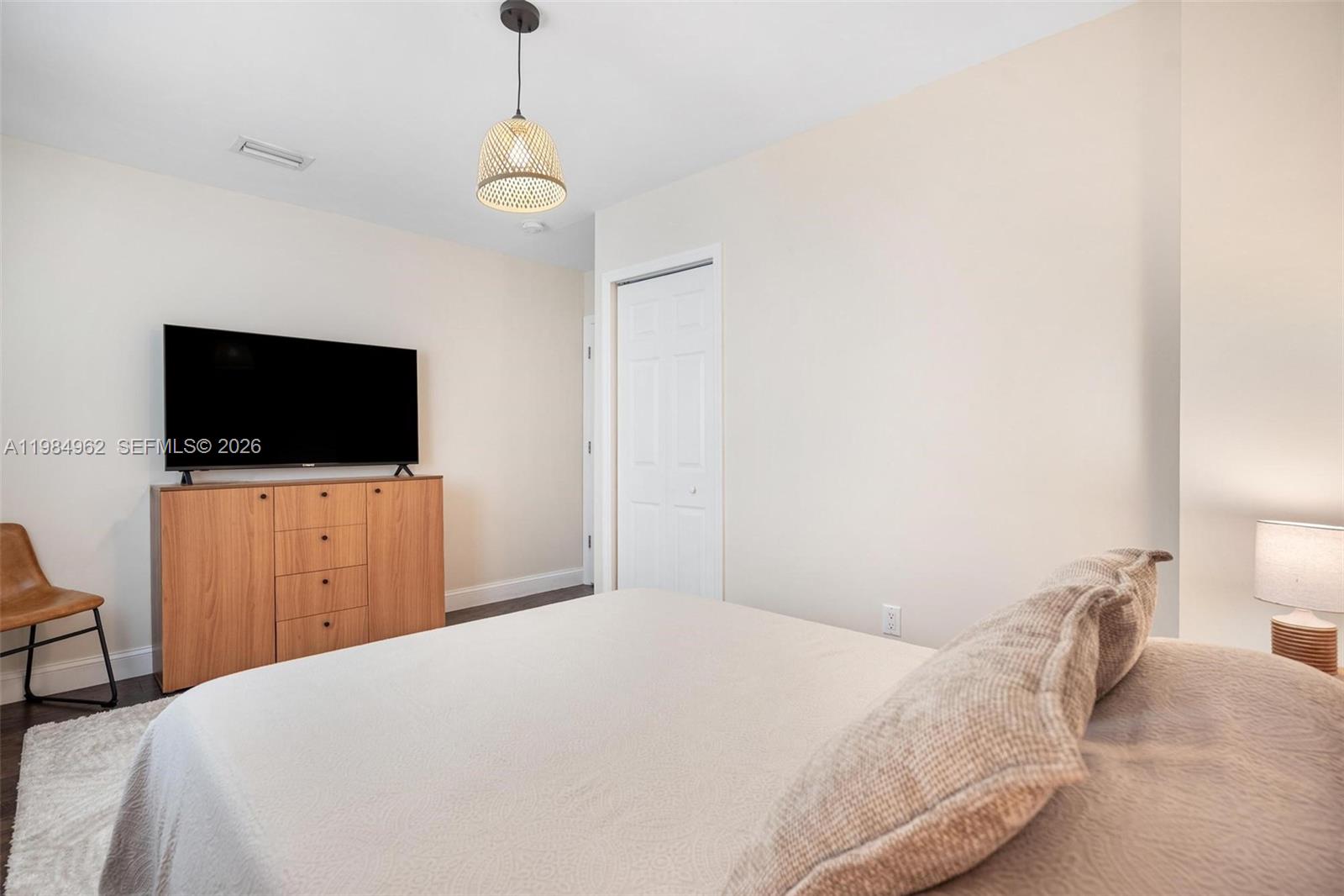 STUARTS SUB - Residential Lease