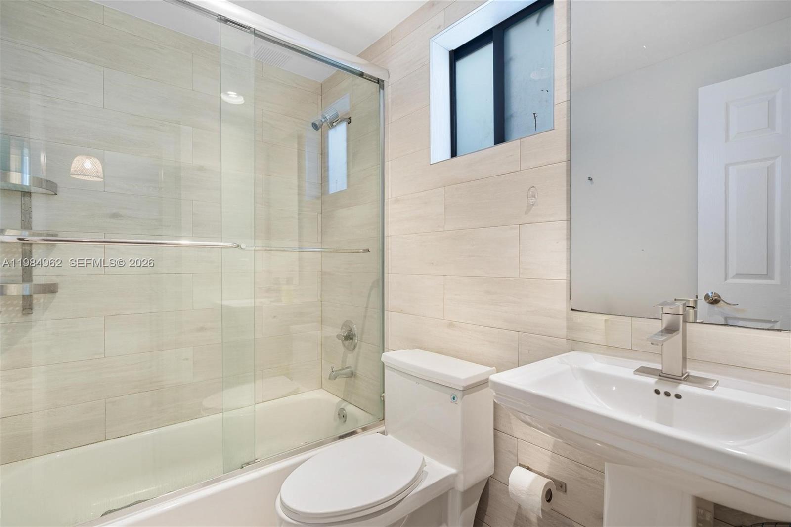 STUARTS SUB - Residential Lease