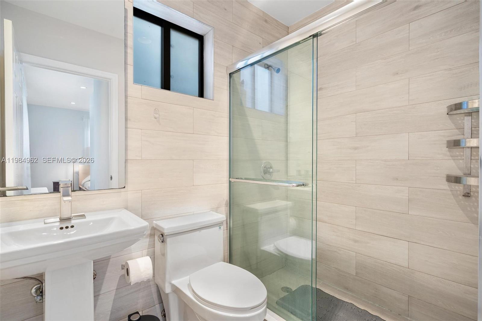 STUARTS SUB - Residential Lease