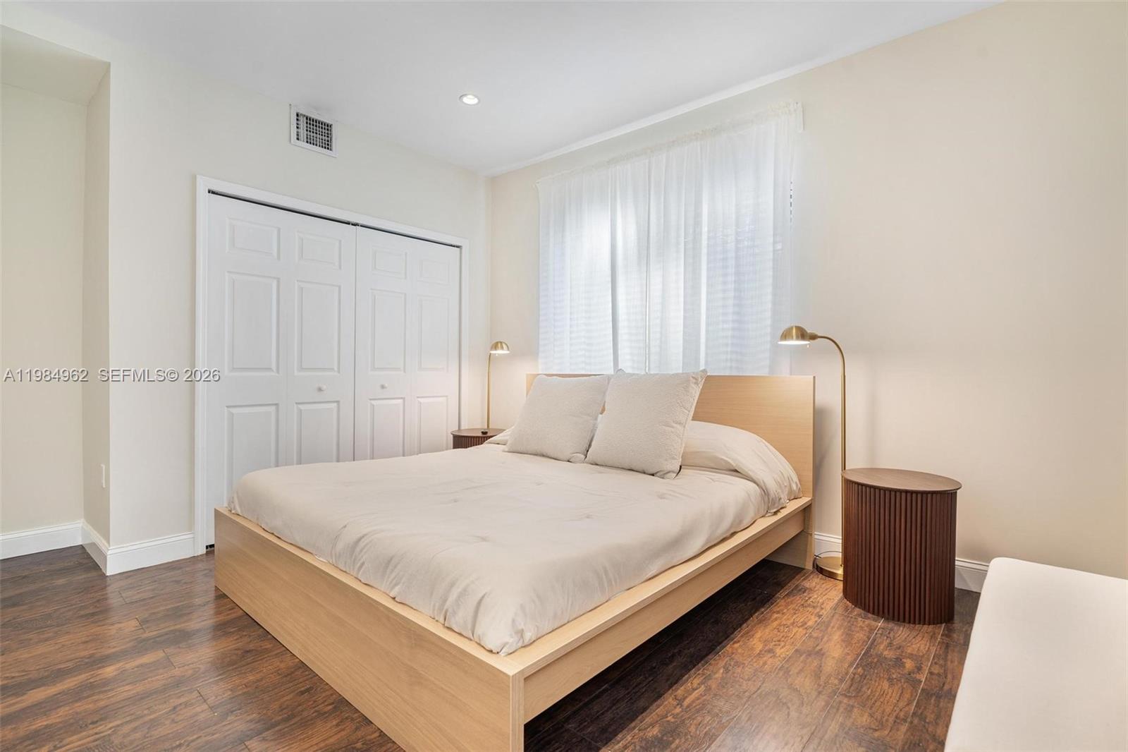 STUARTS SUB - Residential Lease