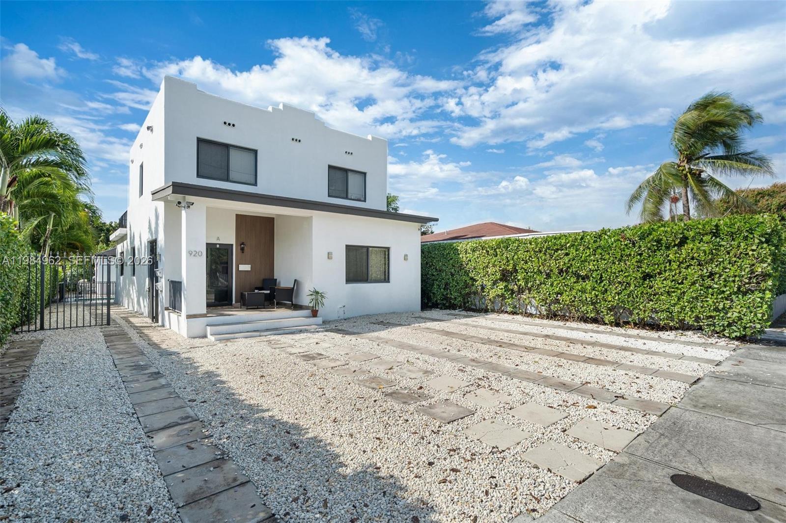 STUARTS SUB - Residential Lease