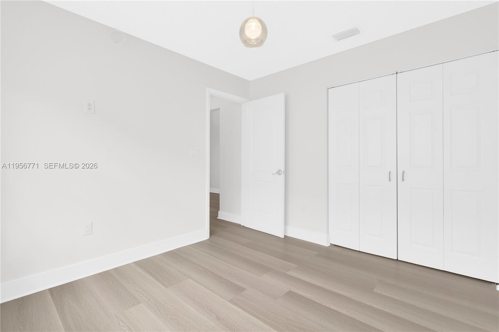 LAKES BY THE BAY SEC 6 - Residential Lease